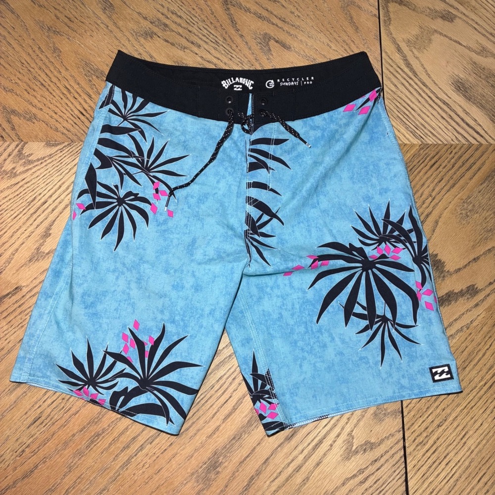 Billabong Sundays Pro Board Shorts Mens 28 Blue Tropical Palm Recycler Trunks